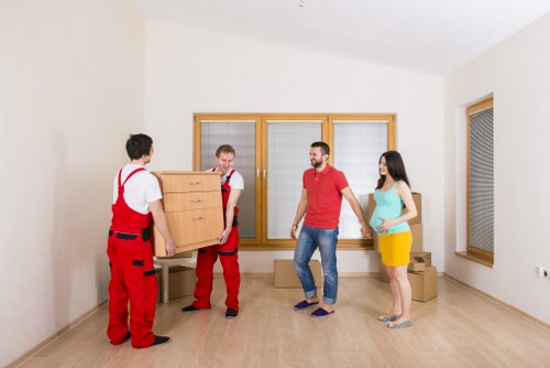 Commercial packing support for a local office move